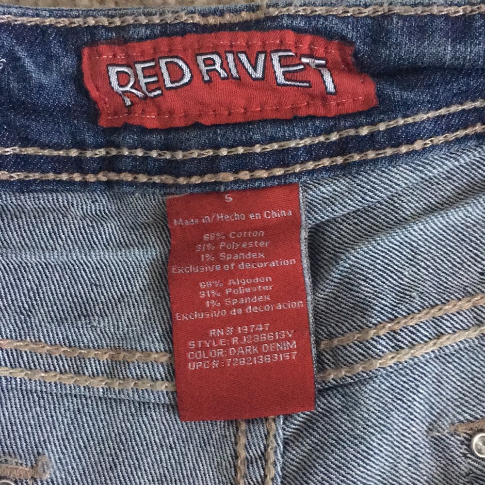 NWOT Red Rivet shorts size 5 - Picture 4 of 4